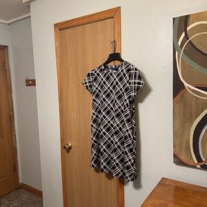 Apt. 9 Medium Multi-Color w/Geometric Print Cap Sleeve Above-Knee Shirt Dress